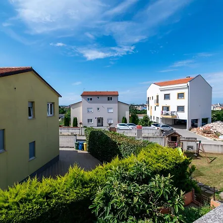 Family-friendly With Swimming Pool - 21314