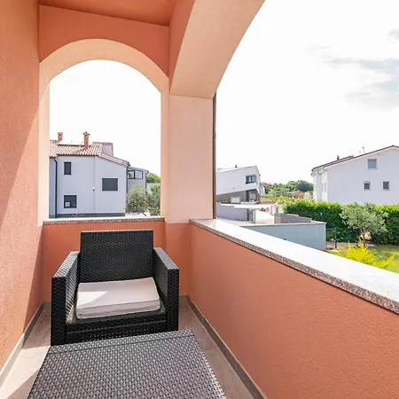 Family-friendly With Swimming Pool - 21314