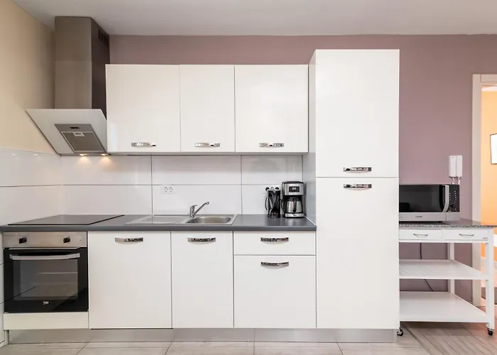 Family-friendly With Swimming Pool - 21314 Appartement Pula