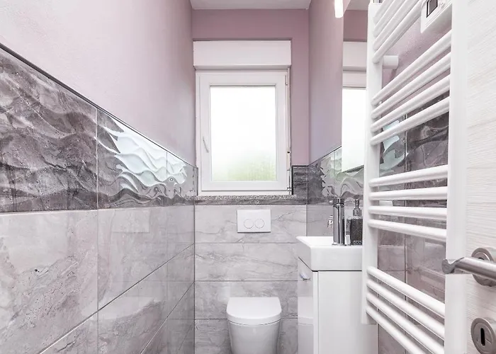 Family-friendly With Swimming Pool - 21314