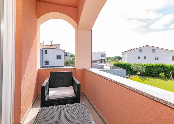 Family-friendly With Swimming Pool - 21314