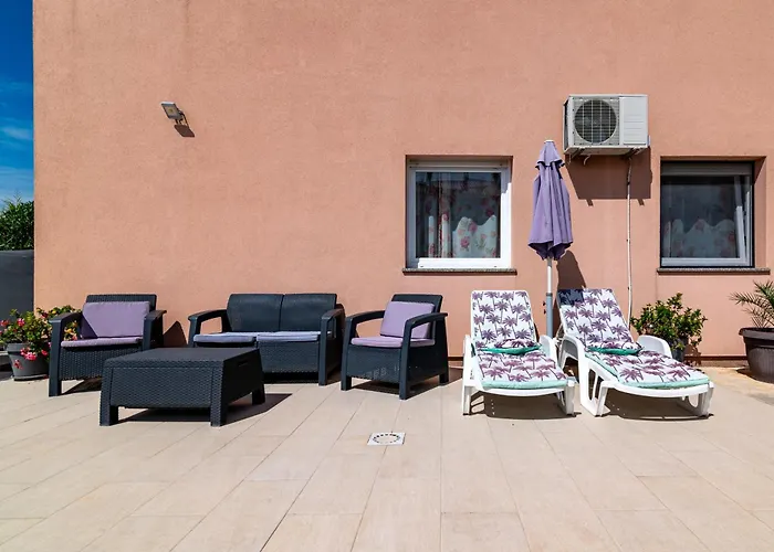 Appartement Family-friendly With Swimming Pool - 21314