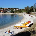 Family-friendly With Swimming Pool - 21314 Apartament