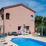 Apartament Family-friendly With Swimming Pool - 21314 *